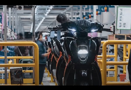 Ather Energy begins its second manufacturing facility, plans 4 lakh units annually